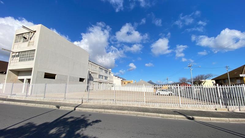 To Let commercial Property for Rent in Maitland Western Cape